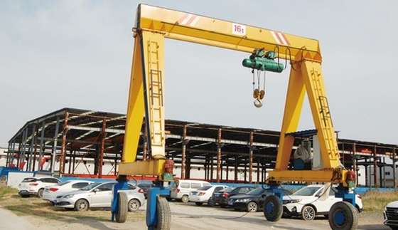 100ton Rubber Tyred Gantry Crane With Overload Limiter  Emergency Stop