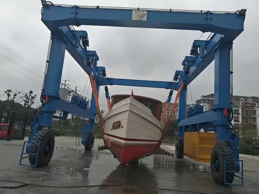 High Lifting Height 20 Meters Yacht Lifting Crane Rugged Construction