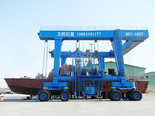Blue Color Gantry Boat Lift Crane 20 Tons For Shipbuilding Industry