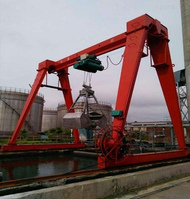 Heavy Duty 500kg Overhead Grabbing Crane Remote Control High Performance